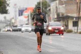 21K y 5K El Siglo de Torreón

21K y 5K El Siglo de Torreón 21K23SIGLO

Medio maratón 21K y 5K de El Siglo de Torreón

corredor, corredores, corredora, corredoras, running, runningirl El Siglo de Torreón, Torreón Coahuila, México

El Siglo de Torreón, Torreón, Coahuila, México, Atletismo