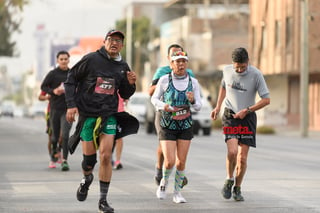 21K y 5K El Siglo de Torreón

21K y 5K El Siglo de Torreón 21K23SIGLO

Medio maratón 21K y 5K de El Siglo de Torreón

corredor, corredores, corredora, corredoras, running, runningirl El Siglo de Torreón, Torreón Coahuila, México

El Siglo de Torreón, Torreón, Coahuila, México, Atletismo