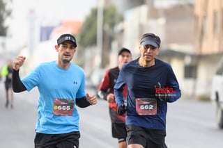 21K y 5K El Siglo de Torreón

21K y 5K El Siglo de Torreón 21K23SIGLO

Medio maratón 21K y 5K de El Siglo de Torreón

corredor, corredores, corredora, corredoras, running, runningirl El Siglo de Torreón, Torreón Coahuila, México

El Siglo de Torreón, Torreón, Coahuila, México, Atletismo