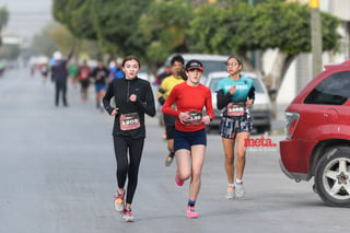 21K y 5K El Siglo de Torreón

21K y 5K El Siglo de Torreón 21K23SIGLO

Medio maratón 21K y 5K de El Siglo de Torreón

corredor, corredores, corredora, corredoras, running, runningirl El Siglo de Torreón, Torreón Coahuila, México

El Siglo de Torreón, Torreón, Coahuila, México, Atletismo