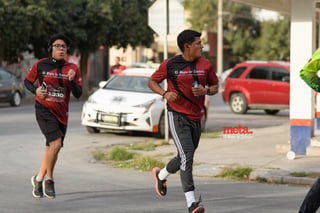 21K y 5K El Siglo de Torreón

21K y 5K El Siglo de Torreón 21K23SIGLO

Medio maratón 21K y 5K de El Siglo de Torreón

corredor, corredores, corredora, corredoras, running, runningirl El Siglo de Torreón, Torreón Coahuila, México

El Siglo de Torreón, Torreón, Coahuila, México, Atletismo