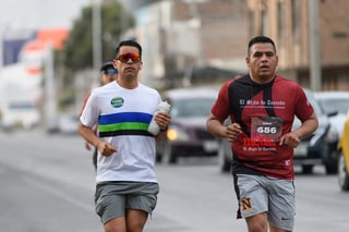 21K y 5K El Siglo de Torreón

21K y 5K El Siglo de Torreón 21K23SIGLO

Medio maratón 21K y 5K de El Siglo de Torreón

corredor, corredores, corredora, corredoras, running, runningirl El Siglo de Torreón, Torreón Coahuila, México

El Siglo de Torreón, Torreón, Coahuila, México, Atletismo