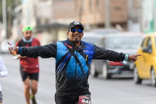 21K y 5K El Siglo de Torreón

21K y 5K El Siglo de Torreón 21K23SIGLO

Medio maratón 21K y 5K de El Siglo de Torreón

corredor, corredores, corredora, corredoras, running, runningirl El Siglo de Torreón, Torreón Coahuila, México

El Siglo de Torreón, Torreón, Coahuila, México, Atletismo