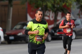 21K y 5K El Siglo de Torreón

21K y 5K El Siglo de Torreón 21K23SIGLO

Medio maratón 21K y 5K de El Siglo de Torreón

corredor, corredores, corredora, corredoras, running, runningirl El Siglo de Torreón, Torreón Coahuila, México

El Siglo de Torreón, Torreón, Coahuila, México, Atletismo