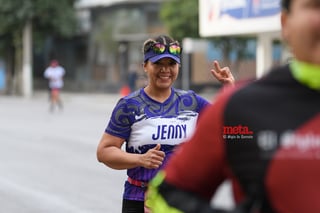 21K y 5K El Siglo de Torreón

21K y 5K El Siglo de Torreón 21K23SIGLO

Medio maratón 21K y 5K de El Siglo de Torreón

corredor, corredores, corredora, corredoras, running, runningirl El Siglo de Torreón, Torreón Coahuila, México

El Siglo de Torreón, Torreón, Coahuila, México, Atletismo