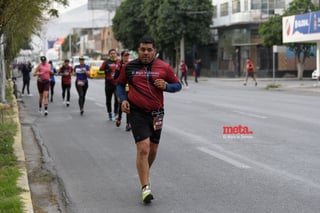 21K y 5K El Siglo de Torreón

21K y 5K El Siglo de Torreón 21K23SIGLO

Medio maratón 21K y 5K de El Siglo de Torreón

corredor, corredores, corredora, corredoras, running, runningirl El Siglo de Torreón, Torreón Coahuila, México

El Siglo de Torreón, Torreón, Coahuila, México, Atletismo