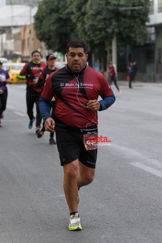 21K y 5K El Siglo de Torreón

21K y 5K El Siglo de Torreón 21K23SIGLO

Medio maratón 21K y 5K de El Siglo de Torreón

corredor, corredores, corredora, corredoras, running, runningirl El Siglo de Torreón, Torreón Coahuila, México

El Siglo de Torreón, Torreón, Coahuila, México, Atletismo