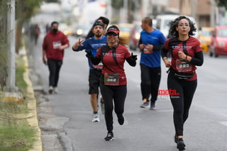 21K y 5K El Siglo de Torreón

21K y 5K El Siglo de Torreón 21K23SIGLO

Medio maratón 21K y 5K de El Siglo de Torreón

corredor, corredores, corredora, corredoras, running, runningirl El Siglo de Torreón, Torreón Coahuila, México

El Siglo de Torreón, Torreón, Coahuila, México, Atletismo