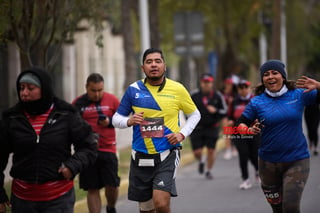 21K y 5K El Siglo de Torreón

21K y 5K El Siglo de Torreón 21K23SIGLO

Medio maratón 21K y 5K de El Siglo de Torreón

corredor, corredores, corredora, corredoras, running, runningirl El Siglo de Torreón, Torreón Coahuila, México

El Siglo de Torreón, Torreón, Coahuila, México, Atletismo