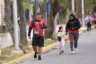 21K y 5K El Siglo de Torreón

21K y 5K El Siglo de Torreón 21K23SIGLO

Medio maratón 21K y 5K de El Siglo de Torreón

corredor, corredores, corredora, corredoras, running, runningirl El Siglo de Torreón, Torreón Coahuila, México

El Siglo de Torreón, Torreón, Coahuila, México, Atletismo