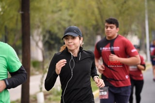 21K y 5K El Siglo de Torreón

21K y 5K El Siglo de Torreón 21K23SIGLO

Medio maratón 21K y 5K de El Siglo de Torreón

corredor, corredores, corredora, corredoras, running, runningirl El Siglo de Torreón, Torreón Coahuila, México

El Siglo de Torreón, Torreón, Coahuila, México, Atletismo