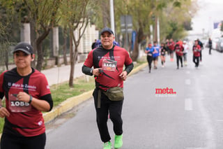 21K y 5K El Siglo de Torreón

21K y 5K El Siglo de Torreón 21K23SIGLO

Medio maratón 21K y 5K de El Siglo de Torreón

corredor, corredores, corredora, corredoras, running, runningirl El Siglo de Torreón, Torreón Coahuila, México

El Siglo de Torreón, Torreón, Coahuila, México, Atletismo