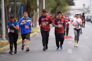 21K y 5K El Siglo de Torreón

21K y 5K El Siglo de Torreón 21K23SIGLO

Medio maratón 21K y 5K de El Siglo de Torreón

corredor, corredores, corredora, corredoras, running, runningirl El Siglo de Torreón, Torreón Coahuila, México

El Siglo de Torreón, Torreón, Coahuila, México, Atletismo