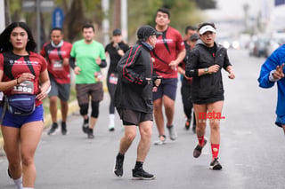 21K y 5K El Siglo de Torreón

21K y 5K El Siglo de Torreón 21K23SIGLO

Medio maratón 21K y 5K de El Siglo de Torreón

corredor, corredores, corredora, corredoras, running, runningirl El Siglo de Torreón, Torreón Coahuila, México

El Siglo de Torreón, Torreón, Coahuila, México, Atletismo