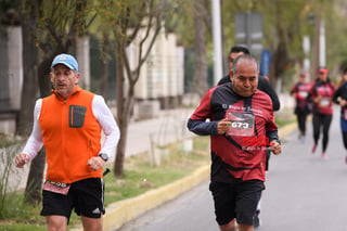 21K y 5K El Siglo de Torreón

21K y 5K El Siglo de Torreón 21K23SIGLO

Medio maratón 21K y 5K de El Siglo de Torreón

corredor, corredores, corredora, corredoras, running, runningirl El Siglo de Torreón, Torreón Coahuila, México

El Siglo de Torreón, Torreón, Coahuila, México, Atletismo