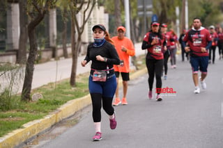 21K y 5K El Siglo de Torreón

21K y 5K El Siglo de Torreón 21K23SIGLO

Medio maratón 21K y 5K de El Siglo de Torreón

corredor, corredores, corredora, corredoras, running, runningirl El Siglo de Torreón, Torreón Coahuila, México

El Siglo de Torreón, Torreón, Coahuila, México, Atletismo