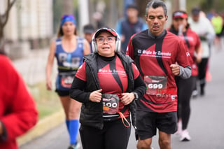 21K y 5K El Siglo de Torreón

21K y 5K El Siglo de Torreón 21K23SIGLO

Medio maratón 21K y 5K de El Siglo de Torreón

corredor, corredores, corredora, corredoras, running, runningirl El Siglo de Torreón, Torreón Coahuila, México

El Siglo de Torreón, Torreón, Coahuila, México, Atletismo