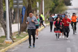 21K y 5K El Siglo de Torreón

21K y 5K El Siglo de Torreón 21K23SIGLO

Medio maratón 21K y 5K de El Siglo de Torreón

corredor, corredores, corredora, corredoras, running, runningirl El Siglo de Torreón, Torreón Coahuila, México

El Siglo de Torreón, Torreón, Coahuila, México, Atletismo