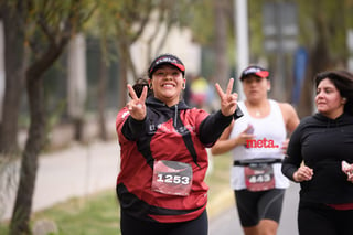 21K y 5K El Siglo de Torreón

21K y 5K El Siglo de Torreón 21K23SIGLO

Medio maratón 21K y 5K de El Siglo de Torreón

corredor, corredores, corredora, corredoras, running, runningirl El Siglo de Torreón, Torreón Coahuila, México

El Siglo de Torreón, Torreón, Coahuila, México, Atletismo