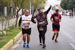 21K y 5K El Siglo de Torreón

21K y 5K El Siglo de Torreón 21K23SIGLO

Medio maratón 21K y 5K de El Siglo de Torreón

corredor, corredores, corredora, corredoras, running, runningirl El Siglo de Torreón, Torreón Coahuila, México

El Siglo de Torreón, Torreón, Coahuila, México, Atletismo