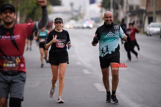 21K y 5K El Siglo de Torreón

21K y 5K El Siglo de Torreón 21K23SIGLO

Medio maratón 21K y 5K de El Siglo de Torreón

corredor, corredores, corredora, corredoras, running, runningirl El Siglo de Torreón, Torreón Coahuila, México

El Siglo de Torreón, Torreón, Coahuila, México, Atletismo