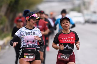 21K y 5K El Siglo de Torreón

21K y 5K El Siglo de Torreón 21K23SIGLO

Medio maratón 21K y 5K de El Siglo de Torreón

corredor, corredores, corredora, corredoras, running, runningirl El Siglo de Torreón, Torreón Coahuila, México

El Siglo de Torreón, Torreón, Coahuila, México, Atletismo