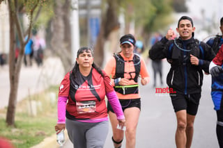 21K y 5K El Siglo de Torreón

21K y 5K El Siglo de Torreón 21K23SIGLO

Medio maratón 21K y 5K de El Siglo de Torreón

corredor, corredores, corredora, corredoras, running, runningirl El Siglo de Torreón, Torreón Coahuila, México

El Siglo de Torreón, Torreón, Coahuila, México, Atletismo