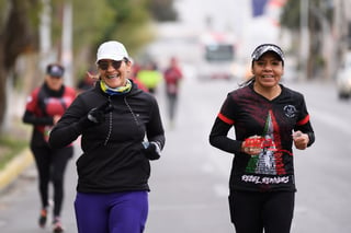 21K y 5K El Siglo de Torreón

21K y 5K El Siglo de Torreón 21K23SIGLO

Medio maratón 21K y 5K de El Siglo de Torreón

corredor, corredores, corredora, corredoras, running, runningirl El Siglo de Torreón, Torreón Coahuila, México

El Siglo de Torreón, Torreón, Coahuila, México, Atletismo