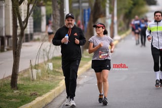 21K y 5K El Siglo de Torreón

21K y 5K El Siglo de Torreón 21K23SIGLO

Medio maratón 21K y 5K de El Siglo de Torreón

corredor, corredores, corredora, corredoras, running, runningirl El Siglo de Torreón, Torreón Coahuila, México

El Siglo de Torreón, Torreón, Coahuila, México, Atletismo