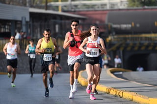 Laguneros se ponen a prueba en carrera 10k de Peñoles