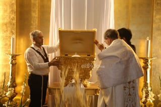 Encabeza obispo de Torreón ceremonia de Lavatorio de Pies