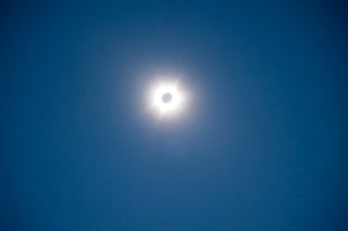 Los eclipses solares híbridos son únicos.