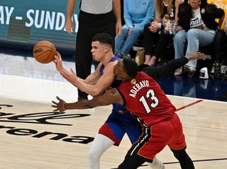Denver sacude a Miami y toma ventaja en las Finales