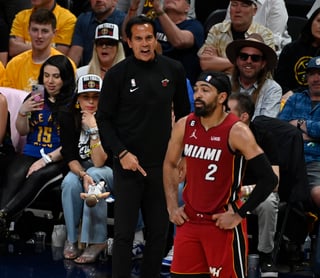 Denver sacude a Miami y toma ventaja en las Finales