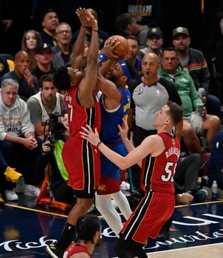 Denver sacude a Miami y toma ventaja en las Finales