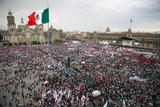 EUM20230701POL33.JPG 
CIUDAD DE MÉXICO. Event/Evento-AMLO.- 1 de julio de 2023. Vista del Zócalo de la Ciudad de México previo al AMLO Fest, evento por el quinto aniversario del triunfo del presidente Andrés Manuel López Obrador. Foto: Agencia EL UNIVERSAL/Germán Espinosa/EELG