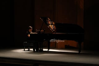 Lagunero Ricardo Acosta se entrega en sonatas a la obra de Beethoven