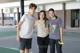 Sebastián Gil, Maite González y Renata Herrera