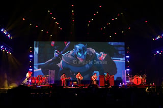 Disfrutan concierto de Intocable en Torreón