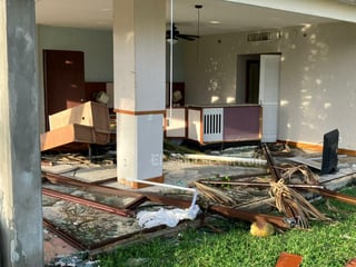 Los daños materiales causados por el huracán Otis son numerosos.