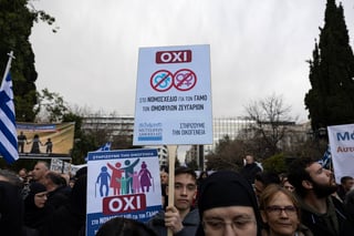 Parlamento de Grecia aprueba el matrimonio igualitario