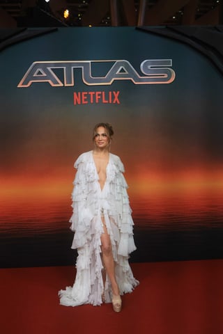 Jennifer Lopez en México: así fue la alfombra roja del estreno de su película Atlas
