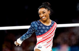 Simone Biles lleva a Estados Unidos al oro en gimnasia