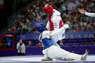 Carlos Sansores va por bronce en Taekwondo en París 2024