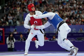 Carlos Sansores va por bronce en Taekwondo en París 2024