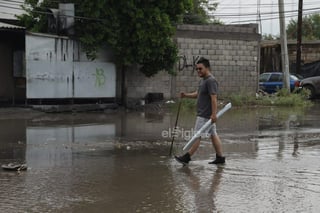 Lluvias alcanzan los 59.8 milímetros; atienden sectores anegados en Torreón