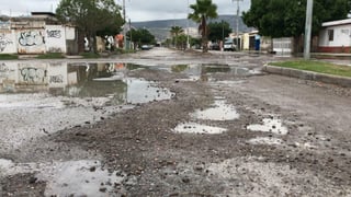 Aumentan baches en calles de Torreón