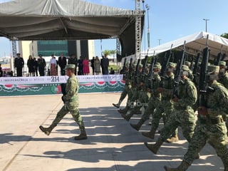 Desfile cívico militar en Torreón