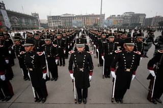 López Obrador encabeza su último Desfile Cívico Militar en CDMX