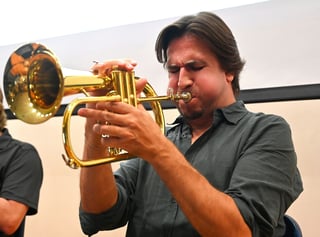 Alejandro Carballo y el sonido de la ‘brass section’ de Luis Miguel